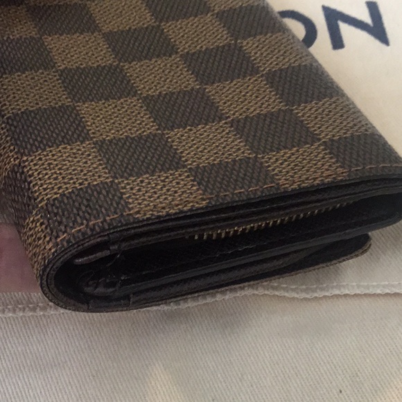 Authentic Lois Vuitton DAMIER EBENE Port Billets Monnaie Zipper Compact Wallet - Picture 2 of 16
